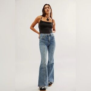 Lee High-Rise Pintuck Flare Jeans - size 26, worn once!